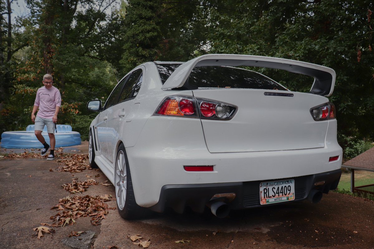 gridlock3_'s tweet photo. Recent pictures of my friends car https://t.co/WOdhfSkNwe