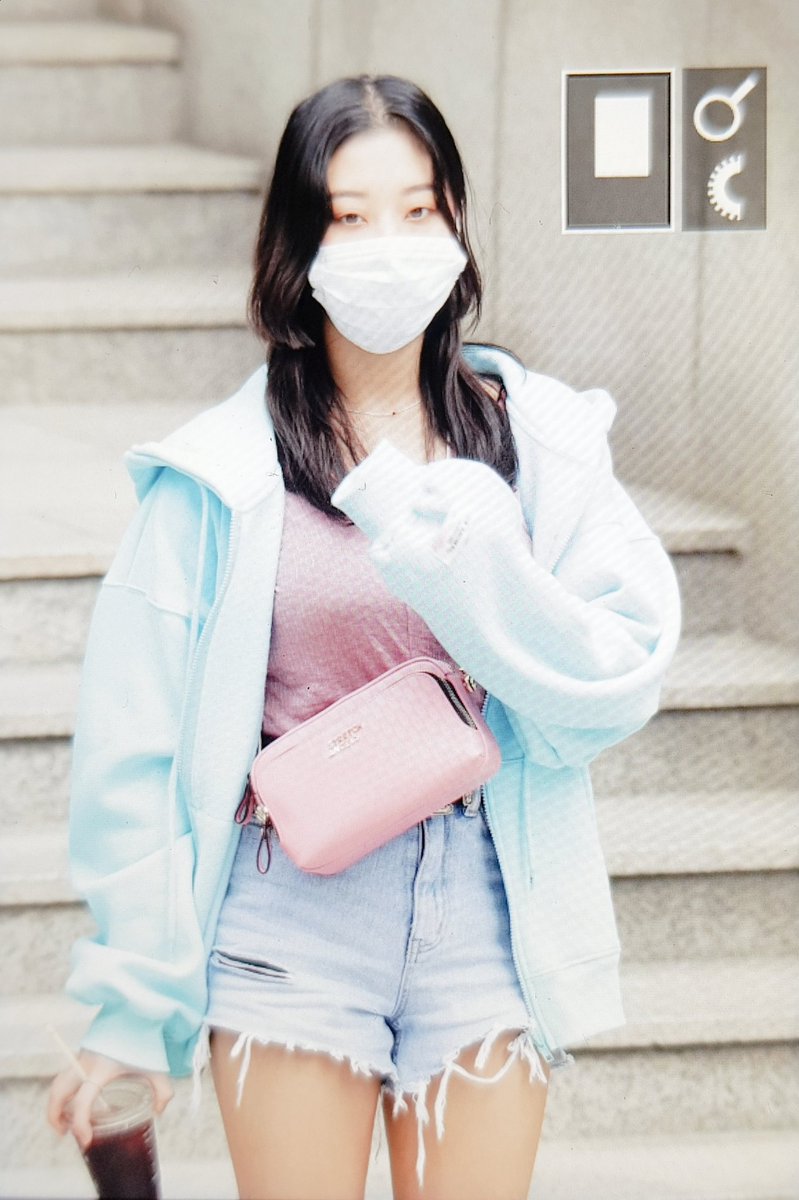 200925 CLC 승연  프리뷰
#CLC  #승연 #장승연
<a href="/CUBECLC/">CLC·씨엘씨</a>