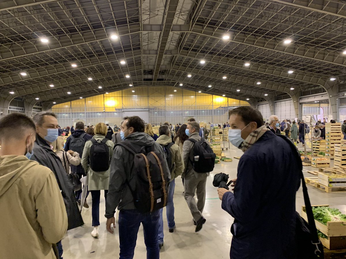 L’équipe de direction de @Grdf sud-ouest visite le @MinToulouse aux heures où il fonctionne à plein (donc très tôt 😅) Merci <a href="/MagueloneP31/">Maguelone Pontier</a> et <a href="/CuisineMEmplois/">CuisineModeDemplois</a> de nous accueillir !