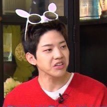 DoWoonChile's tweet photo. [ RANDOM ] Comparación de #Dowoon y #ShinChan que me pareció súper chistosa.

#Day6 #JYP #The_Book_Of_Us
#The_Demon #Zombie #Day6_Zombie #마이데이 #데이식스 #Myday #데이식스 #Dowoon #YoonDowoon https://t.co/BduOKHK8rA