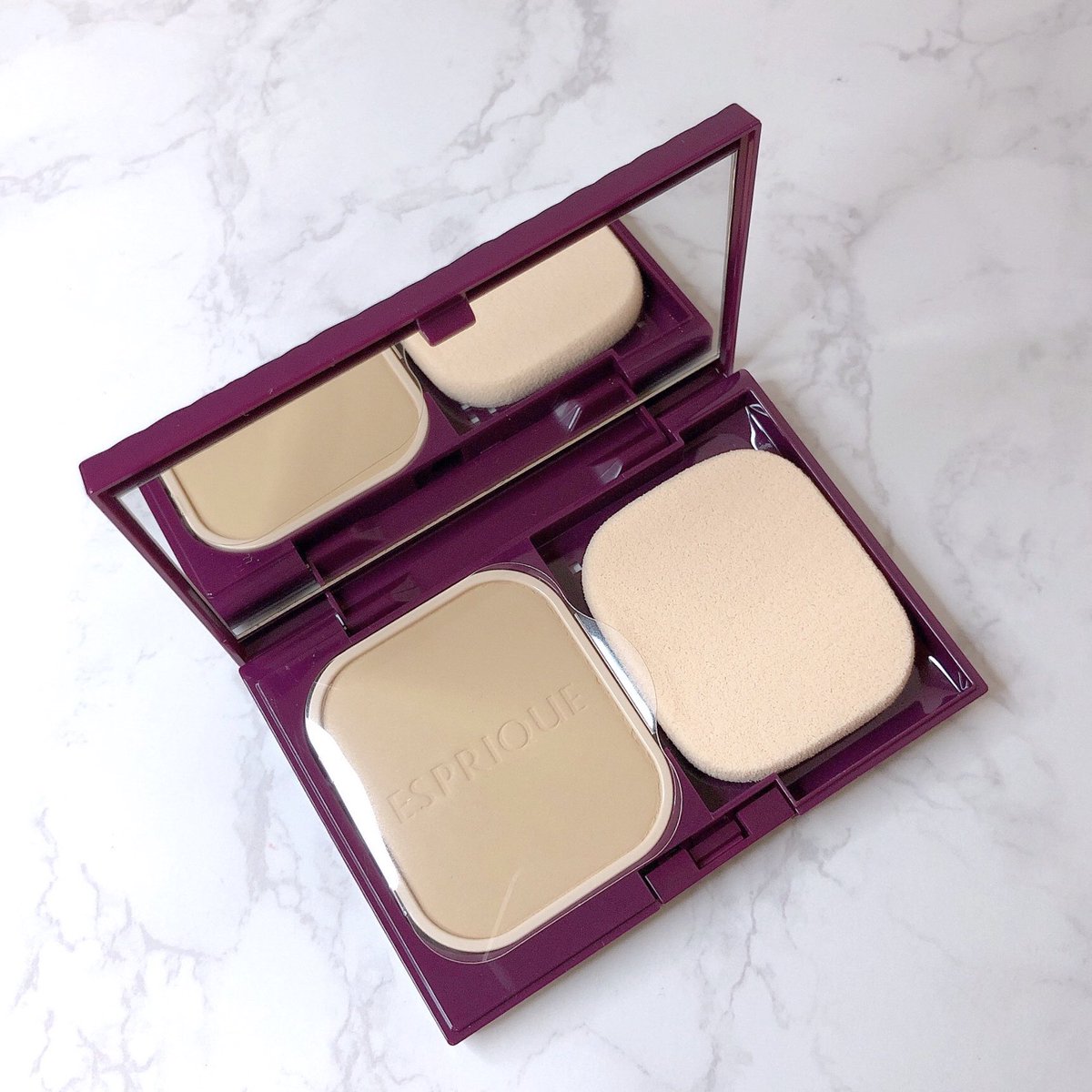 おいも コスメ好き どんな肌コンディションの日も 毛穴レスな仕上がりが叶うエスプリークのファンデーション リキッド パウダー の3種を比べてみました それぞれの使用感や特徴を投稿していきます 特に毛穴が気になる人は注目のファンデ Pr