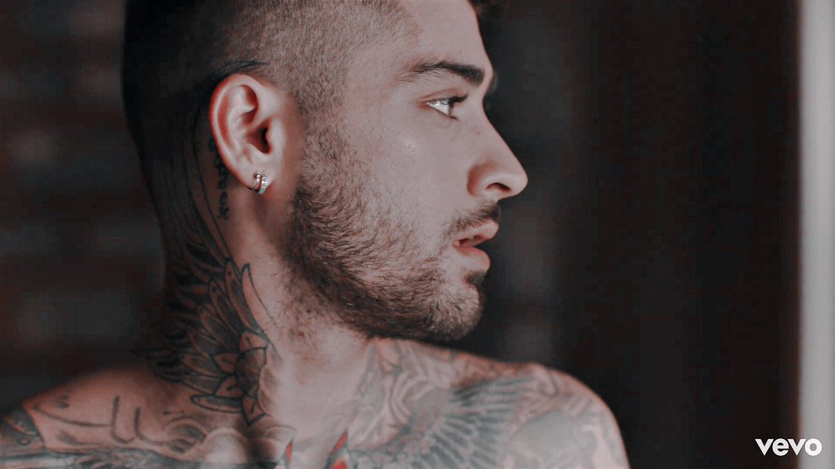 weird_brasil's tweet photo. SAIU! A nova música de Zayn Malik, Better, já está disponível em todas as plataformas de streaming, assim como seu clipe no YouTube! 
BETTER BY ZAYN #better https://t.co/KHZ2M5jCoj