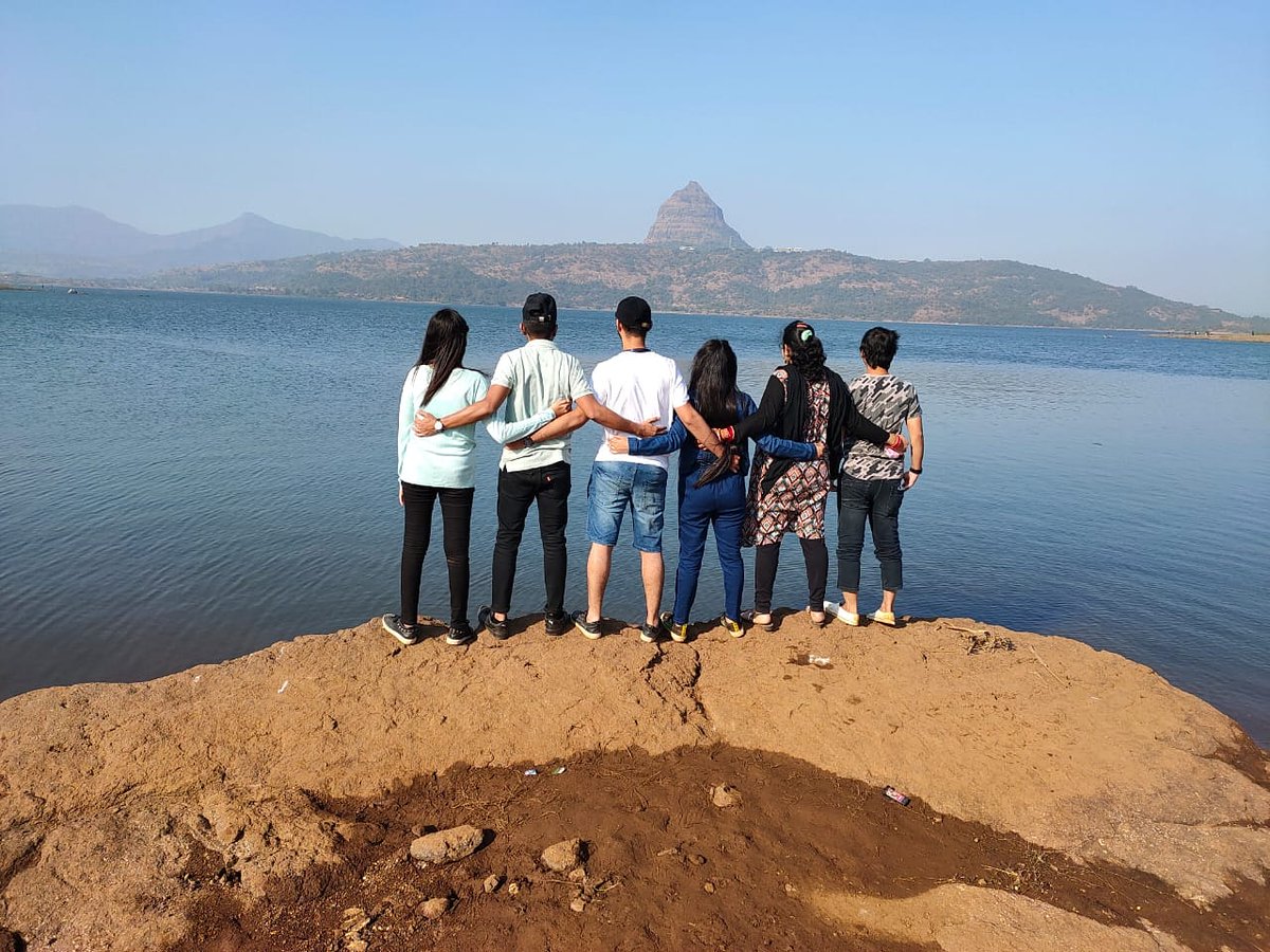 If there is magic on this planet, it is lake.
Visit :- https://t.co/JDTOXcduhk
Call :- 8381004848/9834122218
#pawnalakecamping #pawnacamp #lakeview #lakelife #tentstay #friends #forever #hollydays #lonavalatrip https://t.co/vW0L1Dpluq