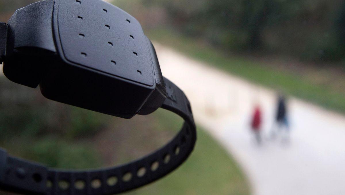 Bracelet anti-rapprochement : comprendre le dispositif en 5 questions 
franceinter.fr/bracelet-anti-…