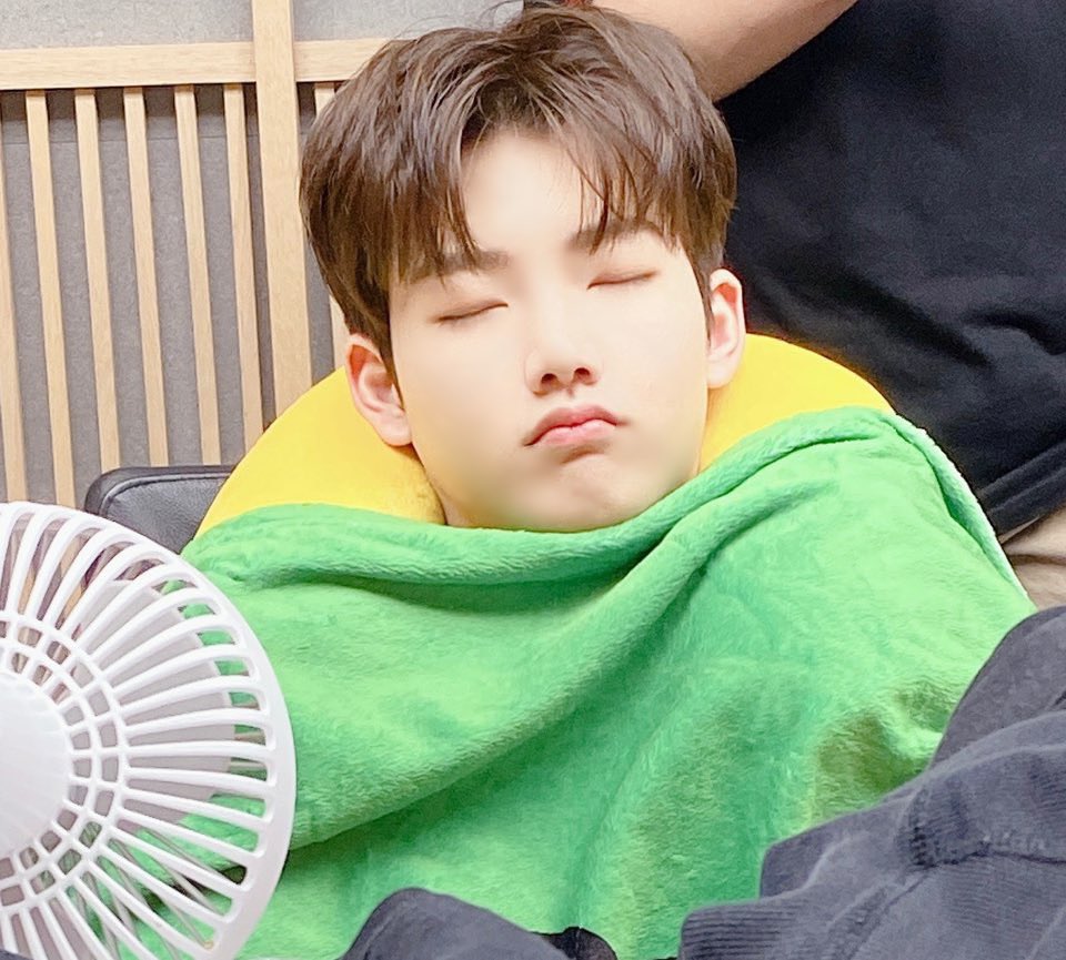 he sleeps in pout