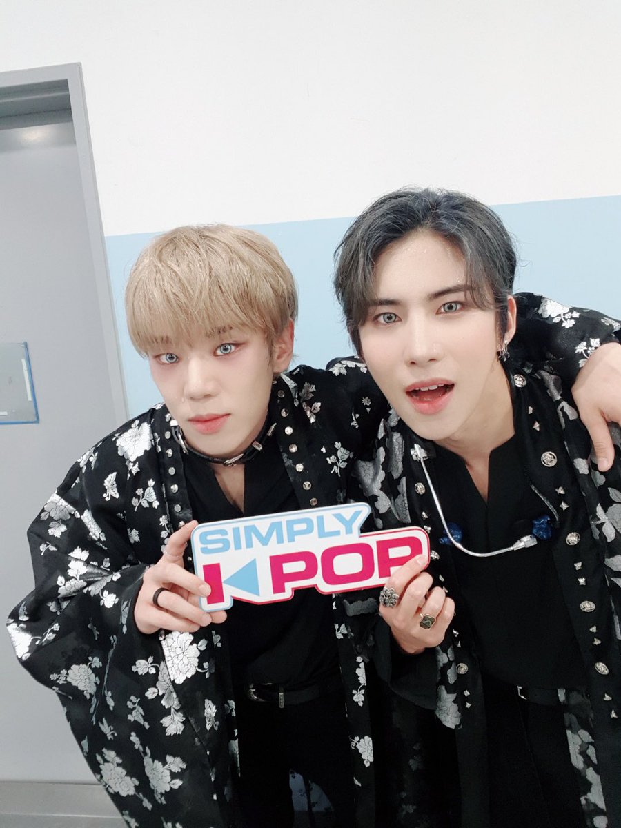sehyoon_pics's tweet photo. ☻ 200925;「 #에이스 #김세윤 #김병관 」
 ↳ cr. simplykpop (_simplykpop) https://t.co/VVVUVRobra