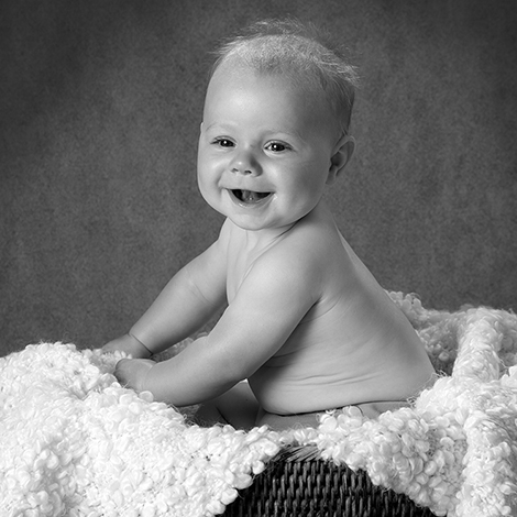 PaulBarsbyPhoto's tweet photo. Another little selection of our @babyofthemonth entries. Please don't forget to vote for them on 1st October! https://t.co/D9CXMS5yXM