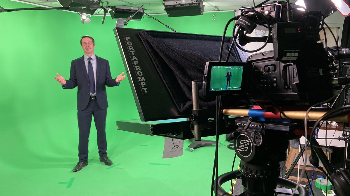 Jasonbailey1's tweet image. I know it looks like a #presenting job but it’s actually a #featurefilm shoot all on #greenscreen #actorslife #actor