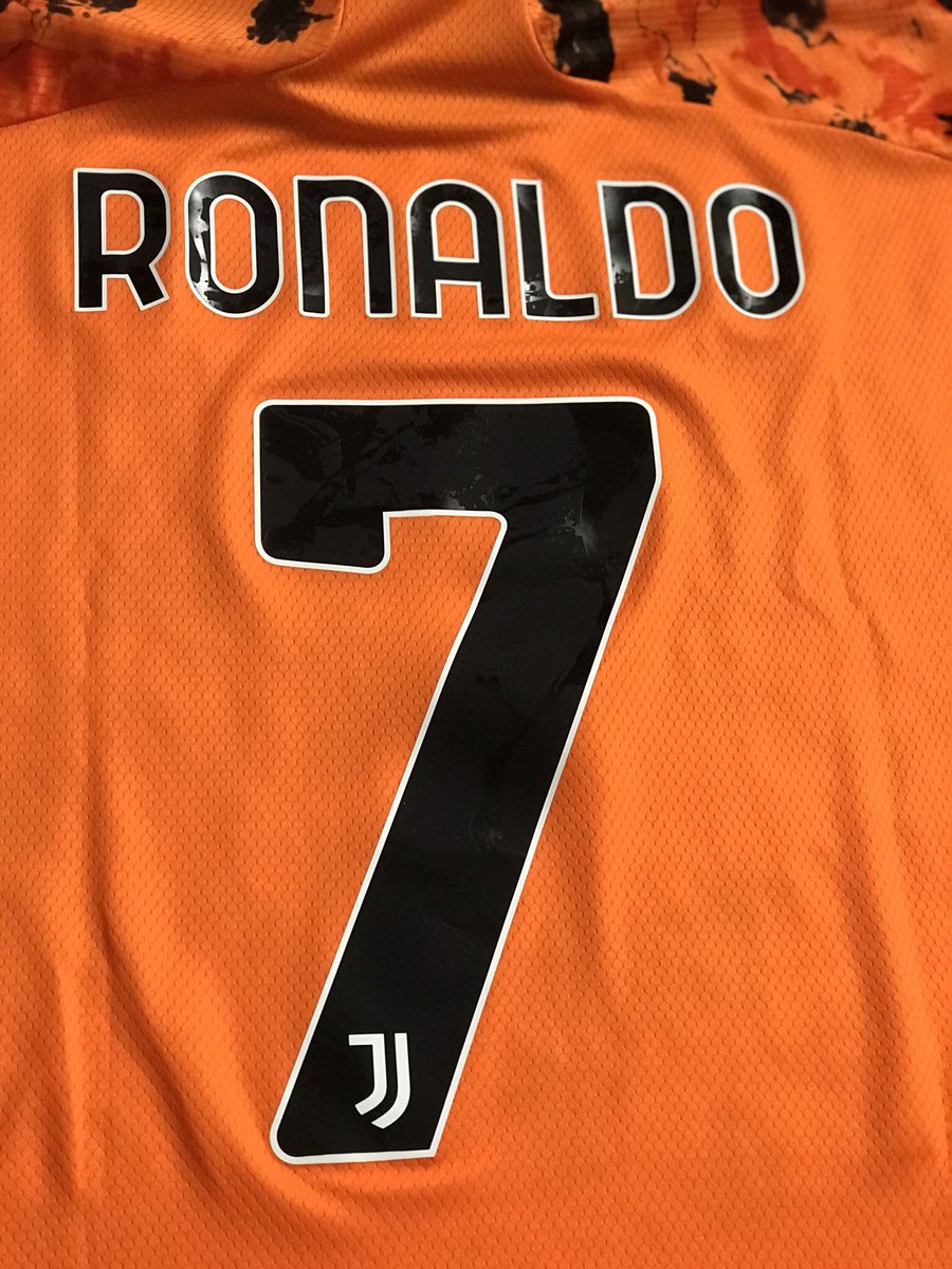 MysteryFootballJerseys tweet media