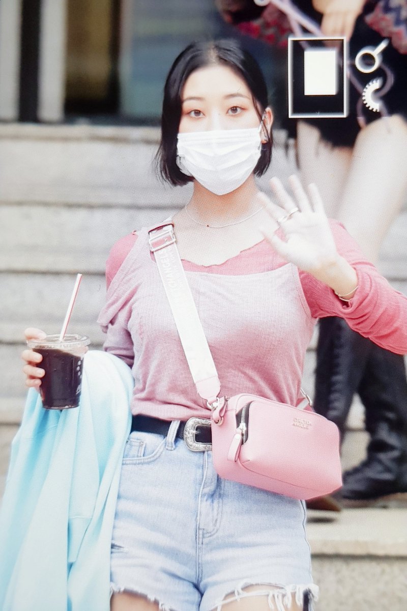 200925 CLC 승연  프리뷰
#CLC  #승연 #장승연
<a href="/CUBECLC/">CLC·씨엘씨</a>
