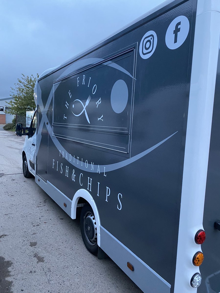 One very excited happy new customer picking their new fish and chip van 👍🏻👍🏻