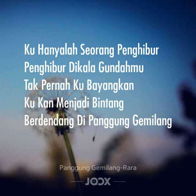 Panggung Gemilang yang dimaksud adalah panggung bintang, panggung cahaya dan panggung yang merubah kehidupan seorang Tiyara Ramadhani menjadi RARA LIDA. Dimana proses menuju panggung gemilang ini sangat sulit. 
#RaraPanggungGemilang