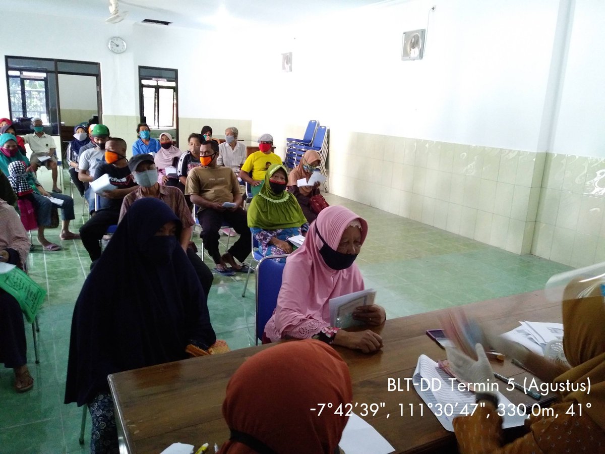afif_nafiza's tweet photo. Penyaluran BLT-DD Termin 5 bln Agustus Desa #bacem #balerejo #singgahan kec #kebonsari kab #madiun
Jumat, 25 September '20
#danadesa #bltdd #pld #pldkebonsari #tppimadiun #tppijawatimur
@jokowi
@halimiskandarnu
@AndryDewantoAh1
@aguss4494
@Pujiastuti_iput https://t.co/IV2E5bj6bo