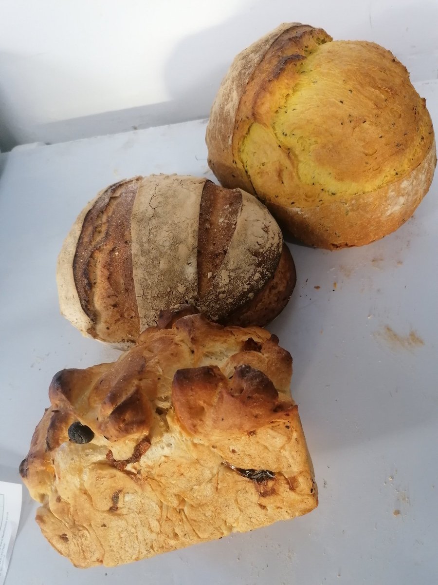 TheWarmley's tweet photo. It's a beautiful day outside today โ๏ธ we have 3 #tealbread of the day today due to request. We have our Tumeric Bread, Sundried Tomato & Black Olive Loaf & our Malted #sourdough loaf ๐ which will you pick? #Bristol #bakery #fresh #supportlocal #goodfood https://t.co/041wRJB2y3