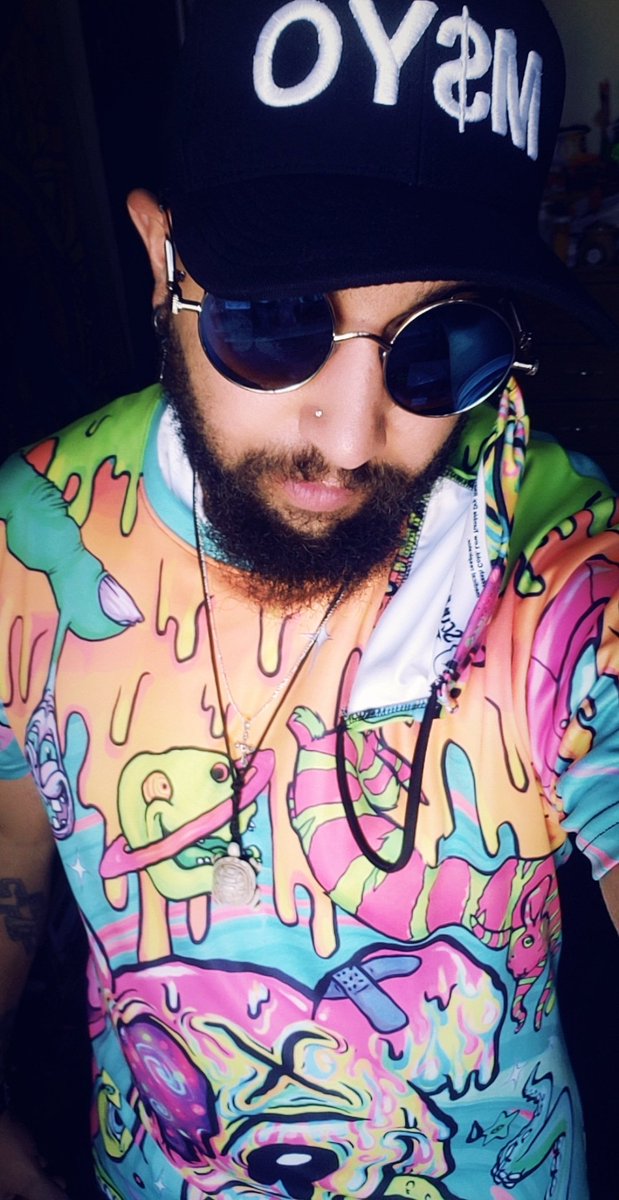 blacknitemare's tweet photo. @mauiwowie_bunny @wicked_trip @LiquidStranger https://t.co/VILpJa8lpV