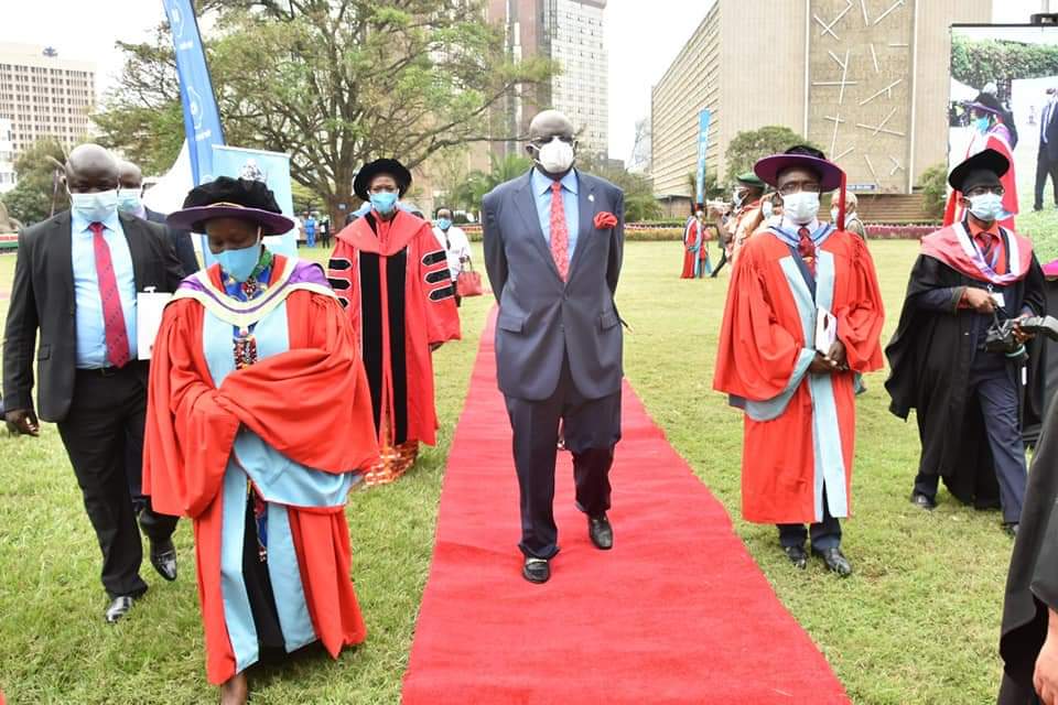 AEcons's tweet photo. #uongraduation https://t.co/QoxJ9ExIsR