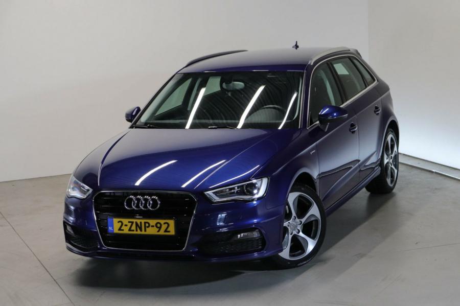 SmartGreenCars's tweet photo. https://t.co/Xwx5njzSTG 

🚗💨 | Auto van de week: Audi A3 Sportback 1.4 TFSI Ambition proline

Deze week hebben wij deze sportieve Audi A3 op Groengas in de spotlight staan. De auto heeft slechts 101.746 kilometer gemaakt en staat voor een aantrekkelijke prijs te koop. 

#Audi https://t.co/P5LeVJzf7R