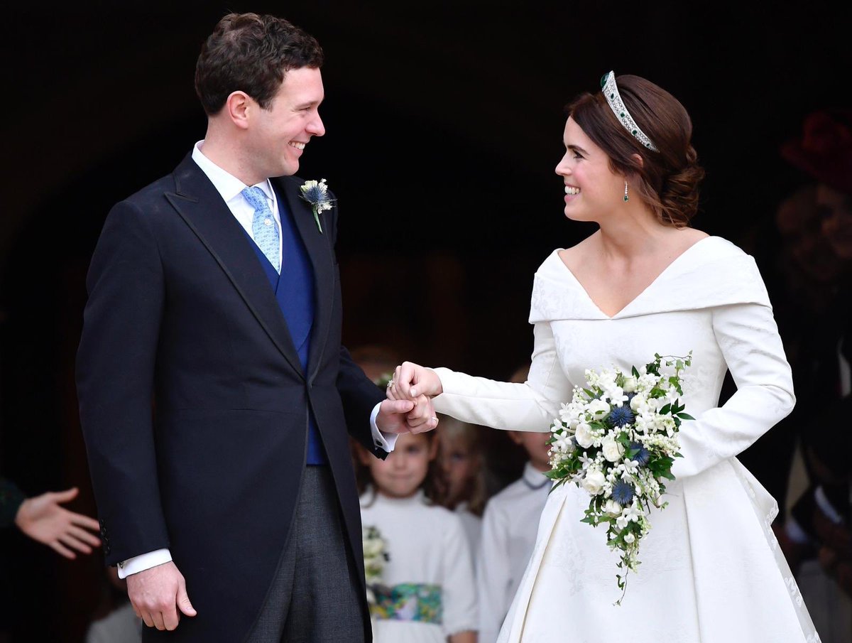 👶 Her Royal Highness Princess Eugenie and Mr Jack Brooksbank are very pleased to announce that they are expecting a baby in early 2021. . The Duke of York and Sarah, Duchess of York, Mr and Mrs George Brooksbank, The Queen and The Duke of Edinburgh are delighted with the news.