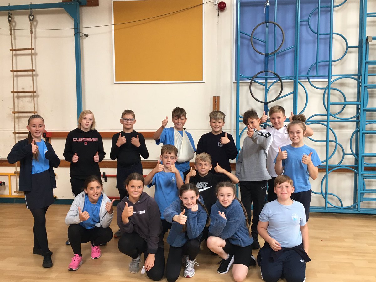 PEHolyTrinity's tweet image. Thank you @somschoolgames for a great introductory session  to sports leadership! We are looking forward to putting what we have learnt into practise #LearnToLead @holytrinitypri