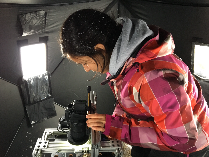 GwfSpade's tweet photo. During a storm, we would take nine microphotographs of snow particles every 10 mins to gather data on the size and type of hydrometeors. This photo was taken in May 2019 during the SPADE field campaign @GWFutures @sciencesUQAM @UNBC #fieldworkfriday #atmosphericscience https://t.co/zI45GAXjLY