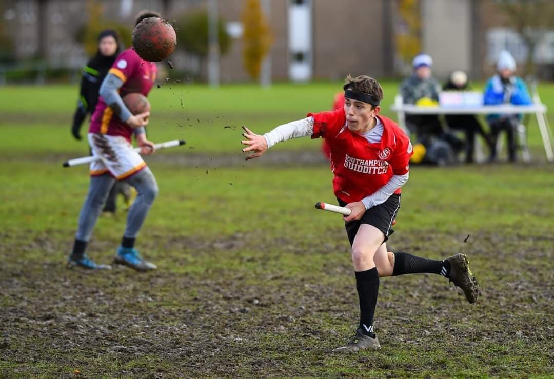 SouthamptonQC's tweet photo. Did you know that in quidditch you need to wear cleats?

Quidditch is played on grass which can get churned up very quickly so you want that grip!

#Quidditch #HarryPotter #SQC #Southampton #Southamptonuni #SUSU #DidYouKnow #Freshers2020 #QUK https://t.co/1FBcOBsqED