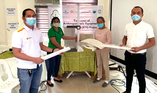 #RTS was launched in Pasacao and Bombon 
READ bit.lyrtscamsur

@PSFItoday leads #RootsToShoots food security and livelihood component through the implementation of a capacity-building program which trains farmers and community members in the use of farming technologies. #ACT4SDGs