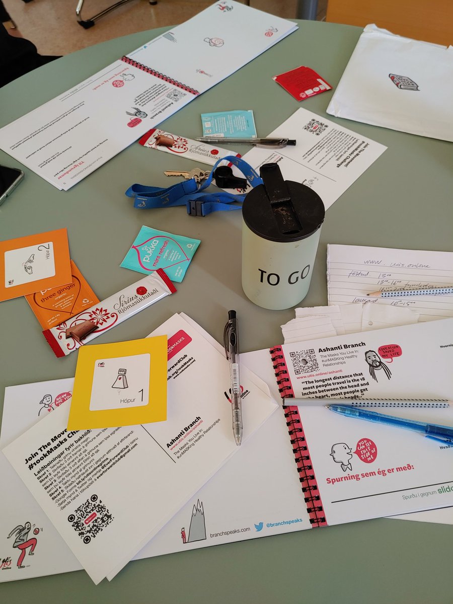 #UtisOnline allt að gerast...