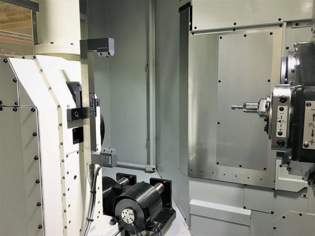 Blum_Novotest's tweet photo. #FridayFromTheField! This week we partnered once again with @MakinoMachine for an installation of a laser #measuring system on a G7 #5axis #machinetool. The laser installed here is used to monitor tools of all shapes, sizes and cutting materials.
#measureXperts
#mfg https://t.co/PMjhrpb1YR