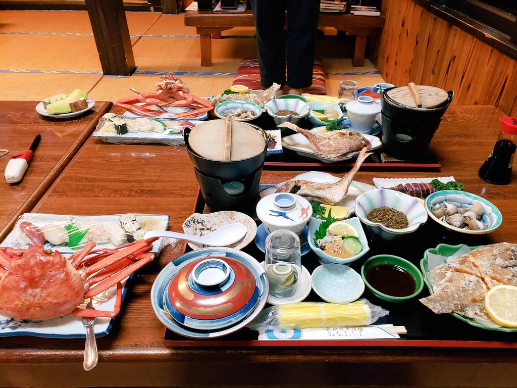 「佐渡島の長浜荘」料理がヤバいくらいに凄い！一泊二食付で7,800円