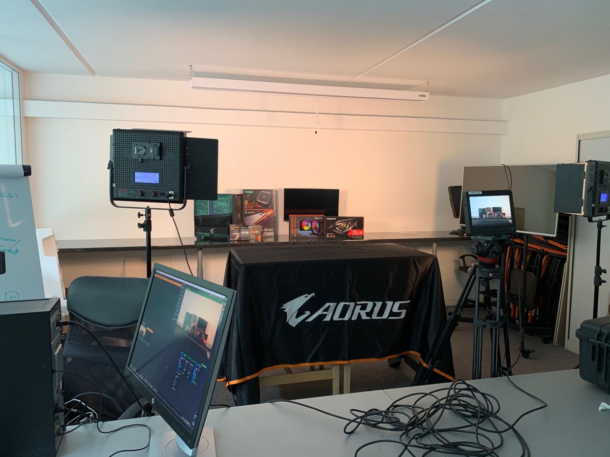cowcotland's tweet photo. [Cowcotland] Demain, compétition #ArmaCup Automne by #AORUS avec de la machine montée par Cowcotland et Torlk https://t.co/GBzWDPrpyD https://t.co/Lh3yjQr8Az