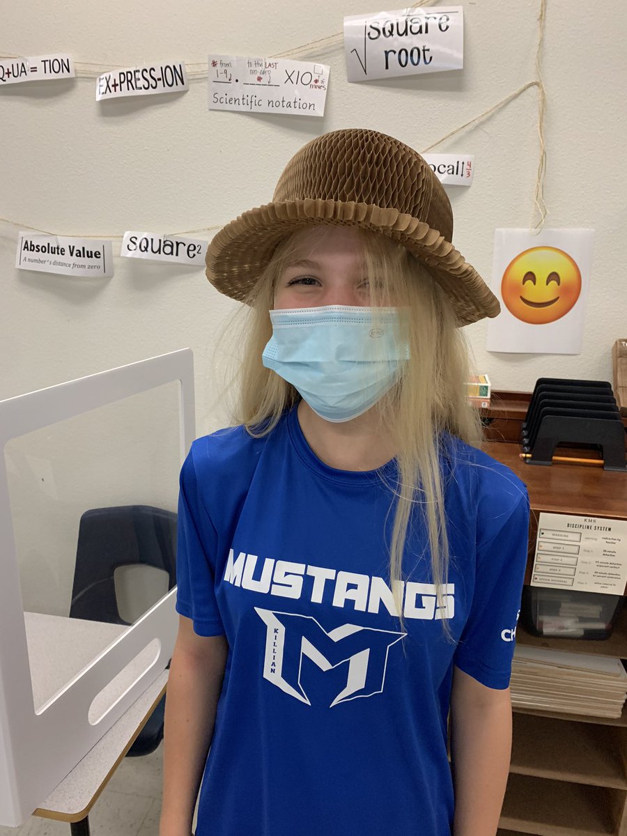 MistyFenner's tweet photo. This multi-purpose hat has us 🤣🤣! @Killian_MS #spiritday https://t.co/5v37kpTI1s