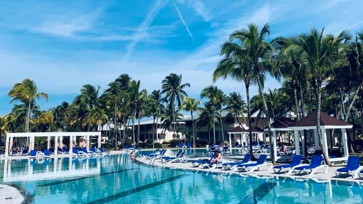 Would you imaging how will be Summer 2021 at this gorgeous pool?  #Pool #ParadisusVaradero