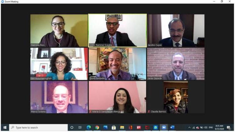 #EmbaGuateIndonesia telah mengadakan pertemuan daring perdana antara perwakilan dari CACIF Guatemala dan Kamar Dagang dan Industri Indonesia, dengan tujuan memperketatkan hubungan perdagangan antara kedua negara. <a href="/MinexGt/">MINEX Guatemala 🇬🇹</a> <a href="/Kemlu_RI/">MoFA Indonesia</a> <a href="/MINECOGT/">Ministerio Economía</a> <a href="/CACIFnoticias/">CACIF</a> @KADIN_Indonesia