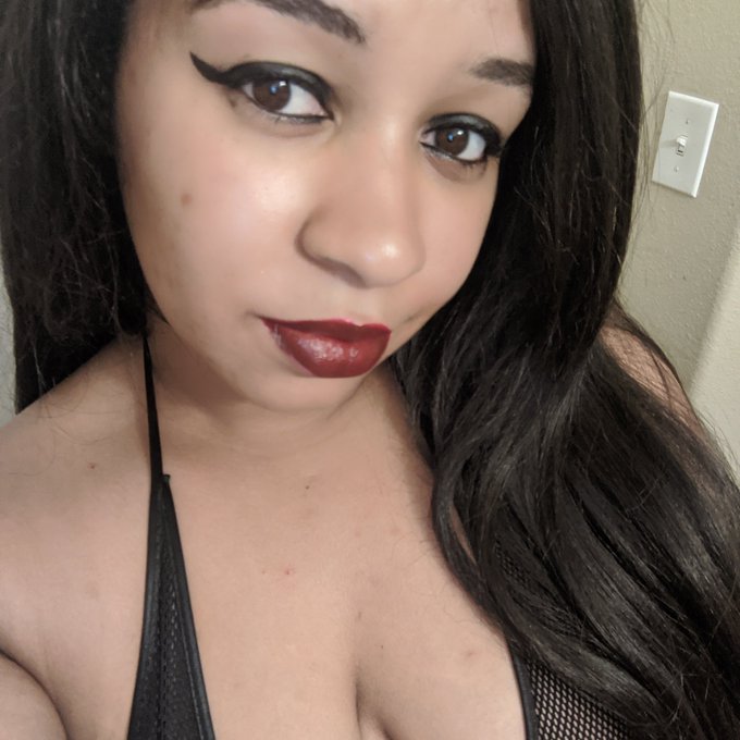 A couple videos for my only fans inboxes 😏 which would you prefer? Blonde or Brunette?  https://t.co/siAB7ONLta<a href="/tag/fun"class="tags"><span>#fun</span></a><a href="/tag/losangeles"class="tags"><span>#losangeles</span></a><a href="/tag/footfetish"class="tags"><span>#footfetish</span></a><a href="/tag/latenight"class="tags"><span>#latenight</span></a><a href="/tag/lasvegas"class="tags"><span>#lasvegas</span></a>