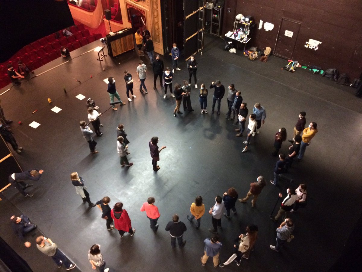 MarionETIENNE8's tweet photo. Moment clé du marathon #créatif : la constitution des équipes d’ #OperaMorphose... C’est en ce moment à l’@OperadeRennes ! https://t.co/Dc011wpiEw