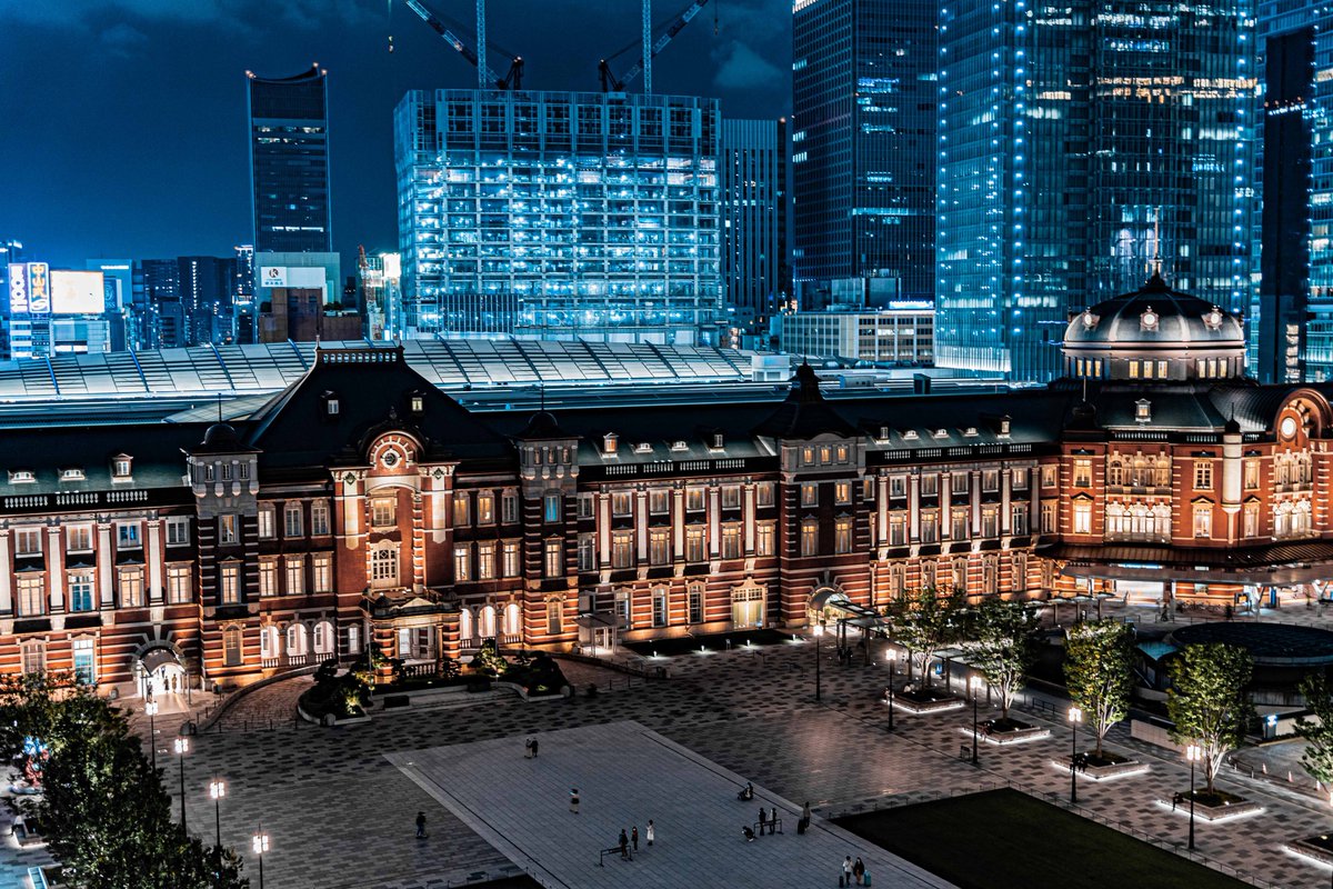 messi0601's tweet photo. 東京駅付近の夜景が半端ない https://t.co/U0PdLNQbZ5