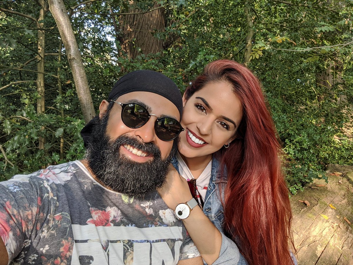 behindthenetra's tweet photo. you knew i was a dragon 
only you could fathom 
that i had the kind of love that could set skies alight 
i hope you know, that at night 
i thank god that our love is not a myth 
every night i thank god 
for 1988, september 25th

happy birthday jaan
#teamhothi always &amp; forever✨ https://t.co/uNmEeutR1a