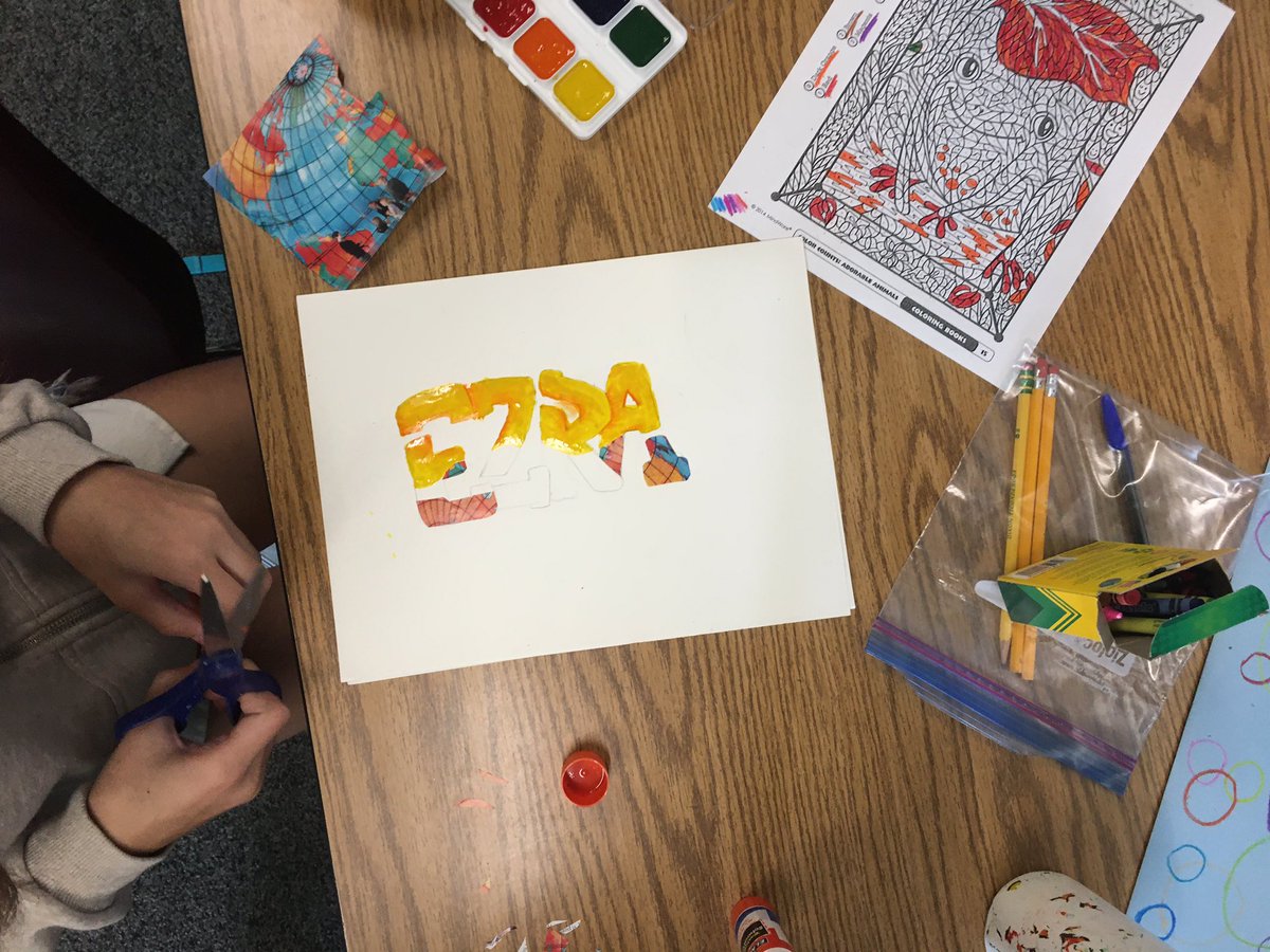 gove_rebecca's tweet image. 7th grader working on sketchbook covers #hcslearns #cvsdstrong #cvsd