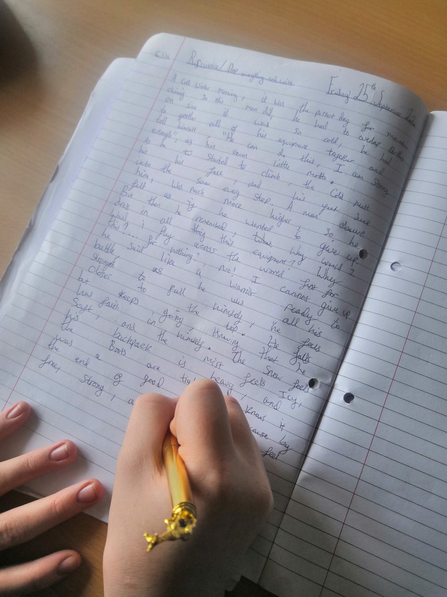 missedwardsHOY's tweet photo. So proud of what was produced in DEAW this morning... 📖✍️  @MissBRVHS @RVHSTL @RodingValleyHS https://t.co/KL8RjncV5V