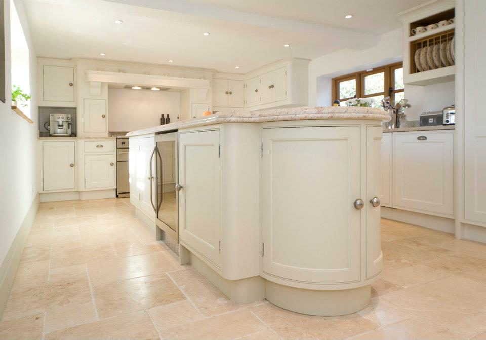 If you're hoping for a new Sheerin Bespoke #dreamkitchen for S/S 2021 it's time to arrange your initial consultation with our #kitchedesign team at our #Knutsford showroom, pop a few details in here: bit.ly/3kKsYlg & we'll get back in no time! #Cheshire #Wilmslow #Hale