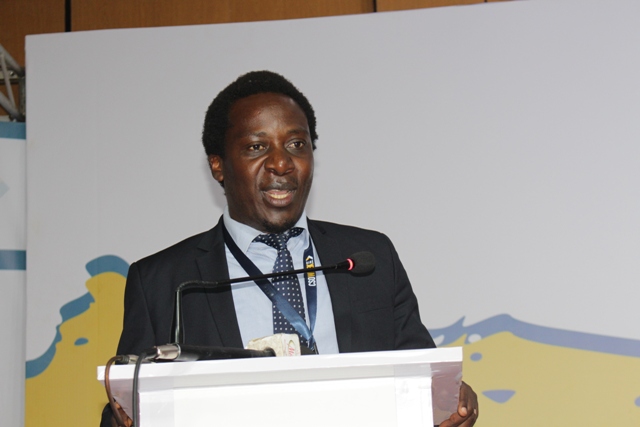 yose_hoza's tweet image. We need to recheck our national values and basics if we need to restore true patriotism, by respecting Human Rights and Equality.

Back in the days, patriotism was natural. Unlike now, we struggle to motivate people to become patriots ~ | @KiwangaFrancis 
#Rights4Development