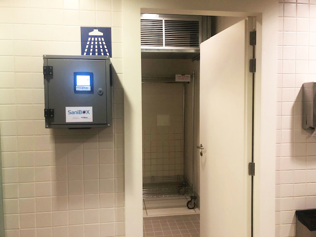 Instalación de SANIBOX en el Palau de les Arts Reina Sofía de Valencia.

Una solución #anticovid  efectiva, rápida y eficaz para la #desinfección de tejidos y prendas sin dañarlos.

fricaltec.com/proyectos/sani…