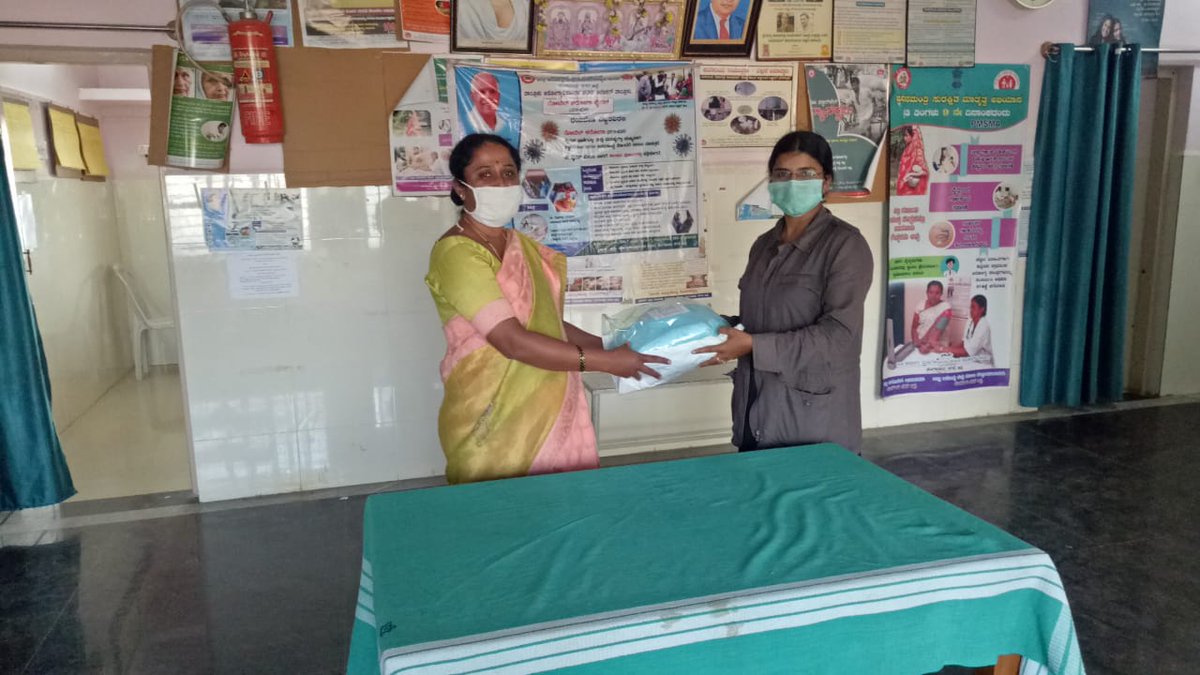 DrVaishnavi14's tweet photo. Strides Pharma donated 800 PPE kits to our Anekal PHCs. Every gesture is appreciated and acknowledged. It reinforces the fact that covid management is team work. Of public as much as it is government.. @Captain_Mani72 @DrVinayKumarM2 @AnekalCovidcare @BommanhalliBBMP https://t.co/Z1U9O5bsiJ