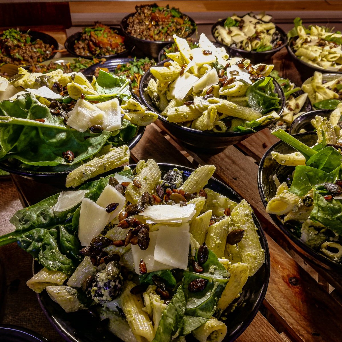 and couple more pics of yesterdays salads produced by <a href="/ParsonsonJemma/">Jemma parsonson</a>, pictures courtesy of <a href="/TheYoungWolf84/">Aaron Herringshaw</a> 
#TeamBryanston <a href="/ChartwellsInd/">Chartwells Independent</a>