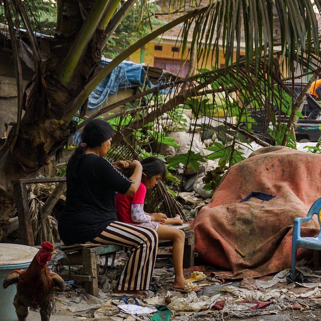 VICE_ID's tweet photo. Bom Waktu dari Aktivitas Gunung Sampah 'Terbesar Sedunia' Dekat Jakarta: https://t.co/hwecOHkbkM https://t.co/x3ZOfjfZ5z