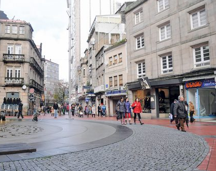 lleidaenverd's tweet photo. Pontevedra va treure els cotxes dels carrers del centre de la ciutat. 🚗🚙🚚 Com va afectar a la ciutat? Si t'interessa, participa en la jornada-debat online del proper dia 30/09, de 17 a 19 h. ⠀⠀⠀⠀⠀⠀⠀⠀⠀⠀⠀⠀⠀⠀⠀⠀⠀⠀
https://t.co/FjqsibpSxm

Fotos: @Pontevedrate https://t.co/5T7byMMCxC