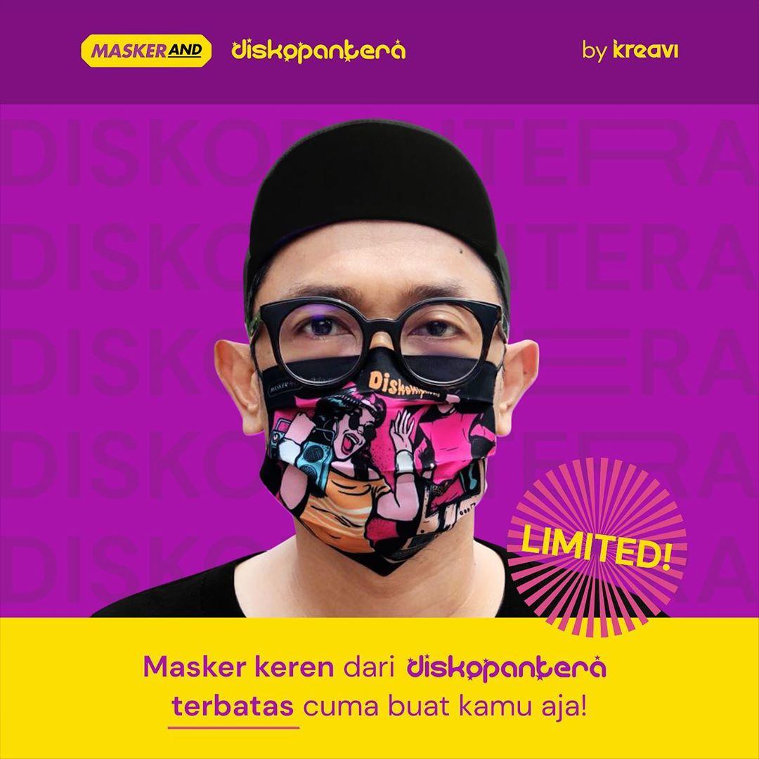 Mau Giveaway kaos,masker dan pouch Diskopantera limited edition lagi gak?
Ada 10 paket neh dengan syarat kasih 500 rituit dulu dong 😀