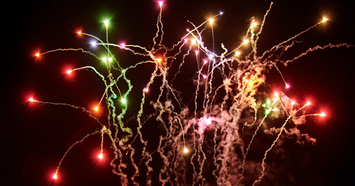 #BonfireNight 2020 will look a bit different this year, but cats will still need support. Help your customers prepare for #fireworks with #BeapharCatComfort. Products use #pheromone technology to support cats during stressful situations. Contact your Sales Exec for more info.