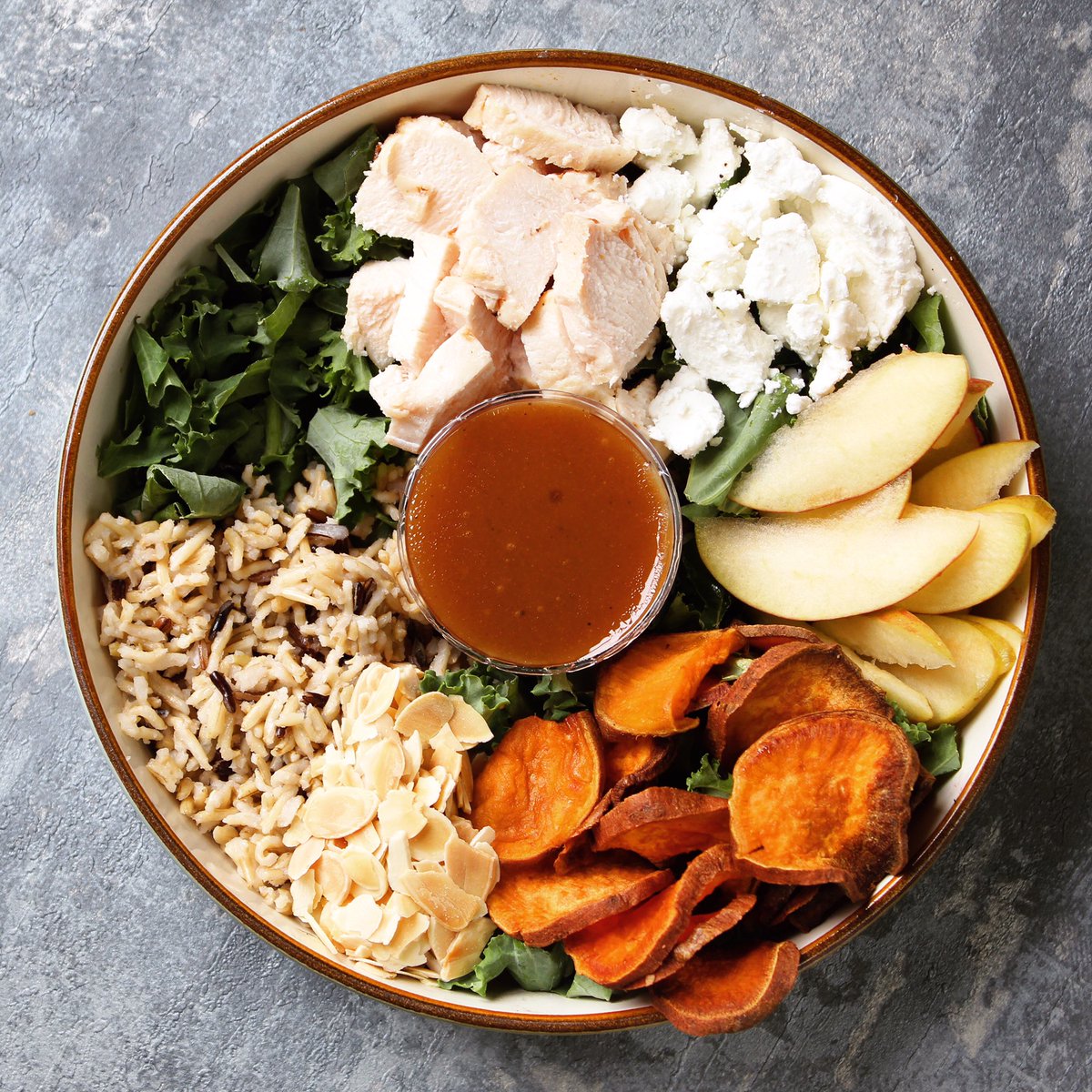 Harvest Bowl perfect for this autumn weather (bright but cold AF) 🍂🥶

#mygreenandco #mygreenandcolunch
#Salad #Juice #Coffee
#altrincham #manchester #lovemosslane
#saladbar #juicebar #coffeeshop
#healthyfood #lunch #veganfriendly
#salads #saladlover
#juices #juicelover