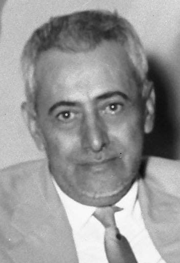 الشيخ محمد علي عثمان أول رئيس مجلس (سيادة) رئاسة للجمهورية، بعد ثورة 26 سبتمبر 1962م يصف إحدى المراحل العصيبة (وما أكثرها في اليمن!):
هذا الظرف الحرج والمرحلة الخطرة والمفاجآت المحيرة للعقول، التي لن تقف عند حد كما يبدو.